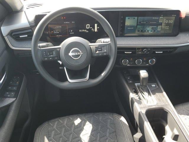 2025 Nissan Kicks SV FWD