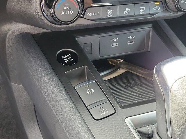 2026 Nissan Kicks SV FWD