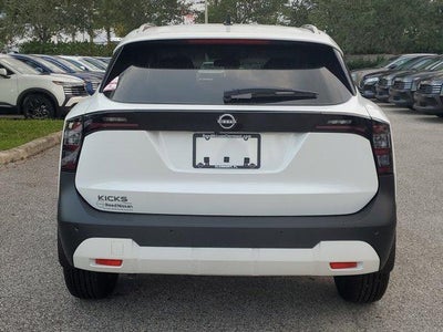 2026 Nissan Kicks SV FWD
