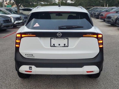 2026 Nissan Kicks SV FWD