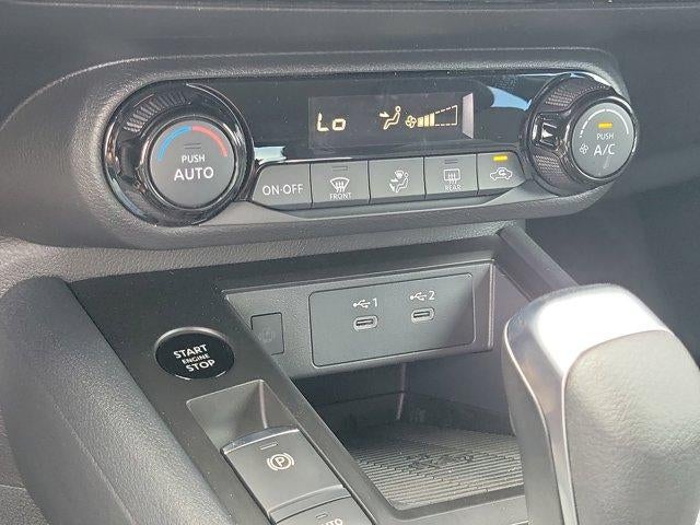 2026 Nissan Kicks SV FWD