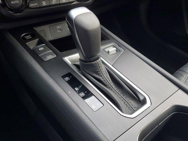 2026 Nissan Kicks SV FWD