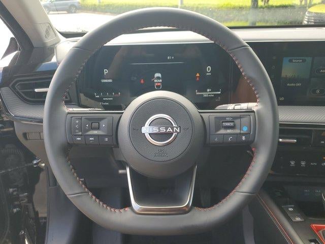 2025 Nissan Kicks SR FWD