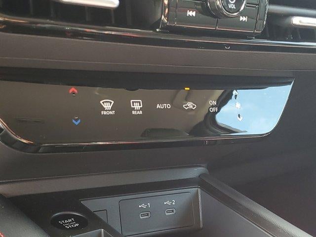 2025 Nissan Kicks SR FWD