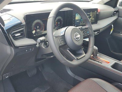 2025 Nissan Kicks SR FWD
