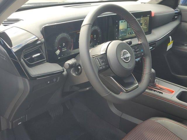 2025 Nissan Kicks SR FWD