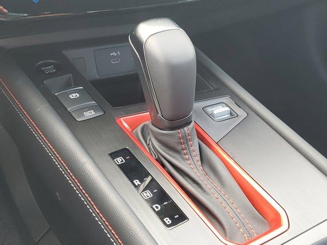 2025 Nissan Kicks SR FWD