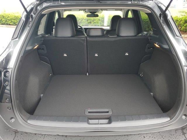 2025 Nissan Kicks SR FWD