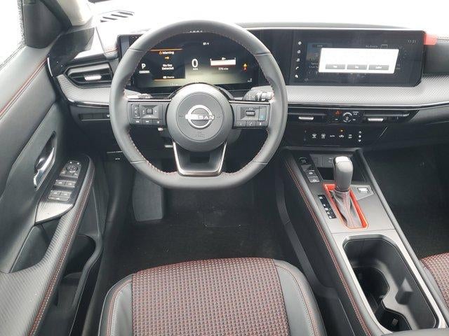 2025 Nissan Kicks SR FWD