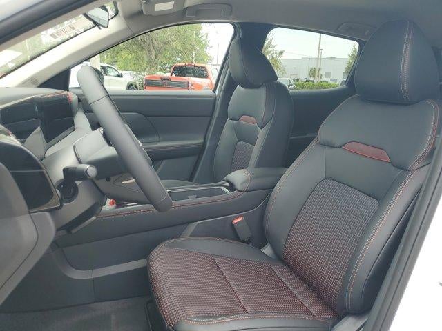 2025 Nissan Kicks SR FWD