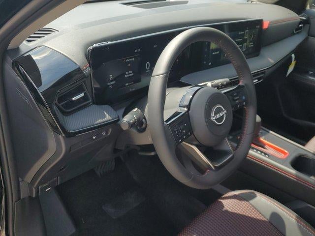 2025 Nissan Kicks SR FWD