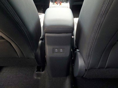 2025 Nissan Kicks SR FWD