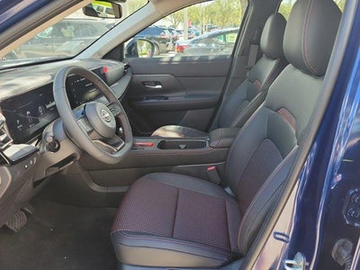 2026 Nissan Kicks SR FWD