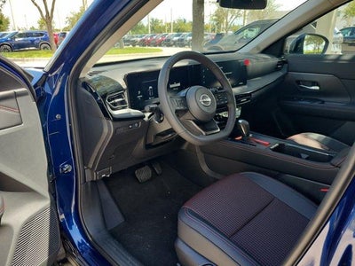 2026 Nissan Kicks SR FWD