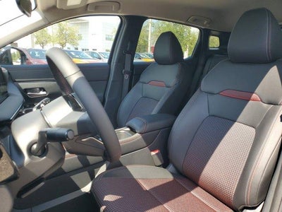 2025 Nissan Kicks SR FWD