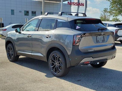 2026 Nissan Kicks SR FWD