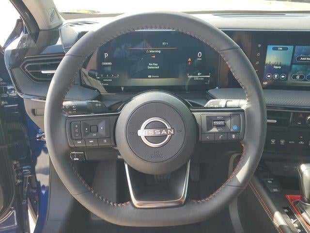 2025 Nissan Kicks SR FWD