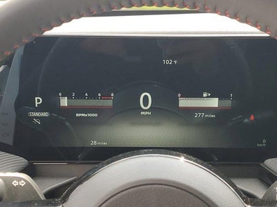 2025 Nissan Kicks SR FWD