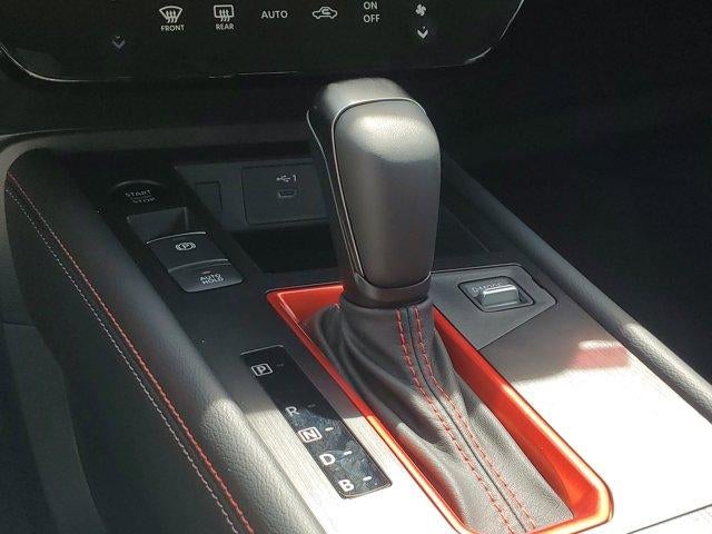 2025 Nissan Kicks SR FWD