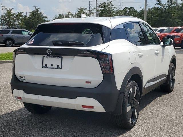 2025 Nissan Kicks SR FWD