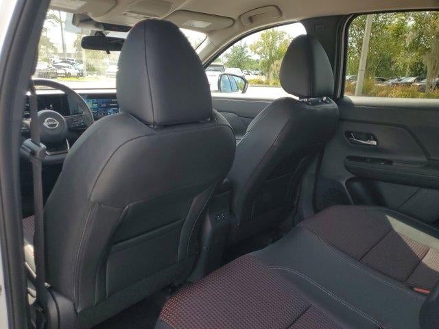 2025 Nissan Kicks SR FWD