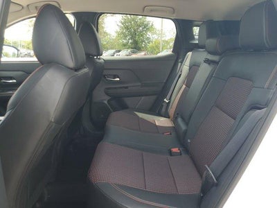 2025 Nissan Kicks SR FWD