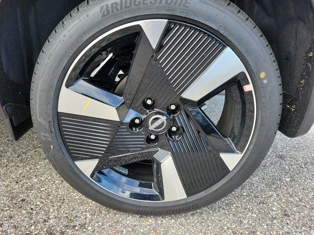 2026 Nissan Kicks SR FWD