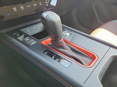 2026 Nissan Kicks SR FWD
