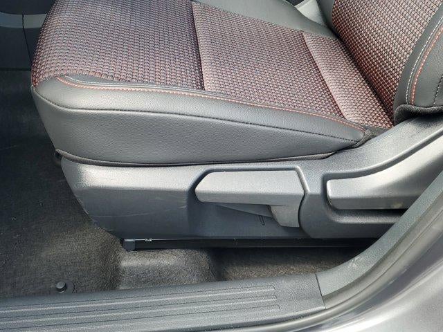 2025 Nissan Kicks SR FWD