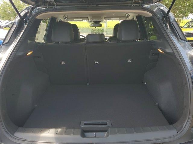 2025 Nissan Kicks SR FWD