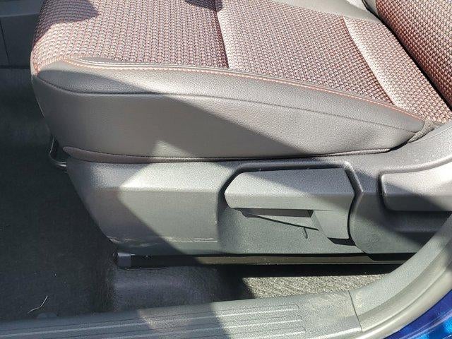 2025 Nissan Kicks SR FWD