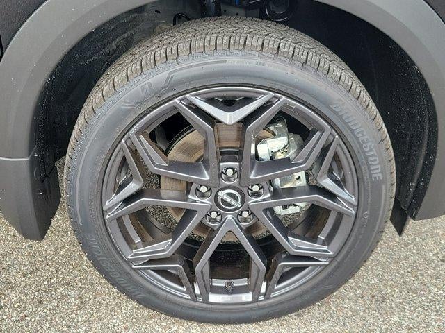2026 Nissan Kicks SR FWD