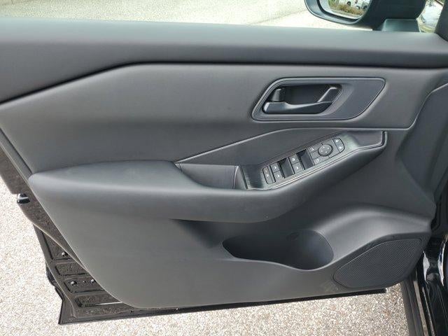 2026 Nissan Rogue FWD S *Ltd Avail*