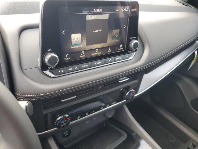 2026 Nissan Rogue FWD SV *Ltd Avail*