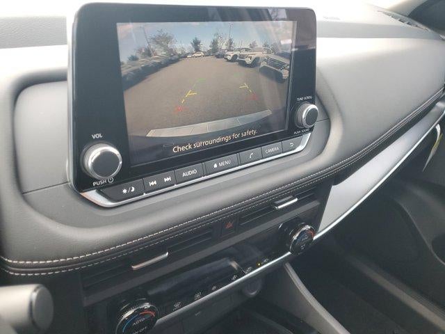 2026 Nissan Rogue FWD SV *Ltd Avail*