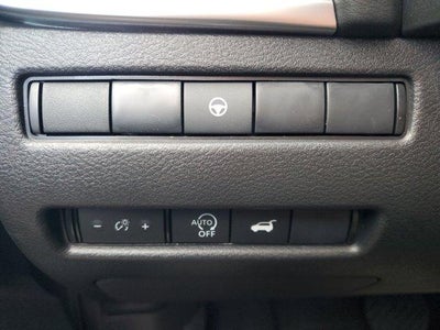 2026 Nissan Rogue FWD SV *Ltd Avail*