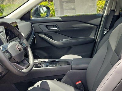2026 Nissan Rogue 2026.5 FWD Dark Armor