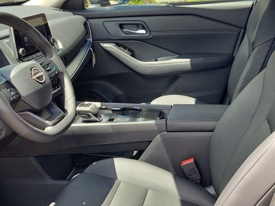 2026 Nissan Rogue 2026.5 FWD Dark Armor