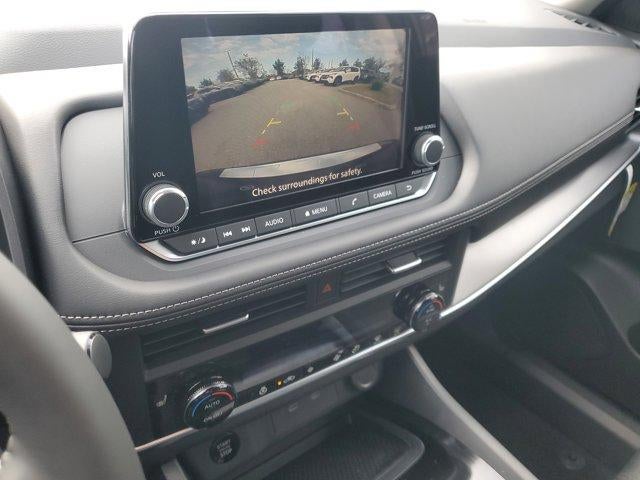 2026 Nissan Rogue FWD SV *Ltd Avail*