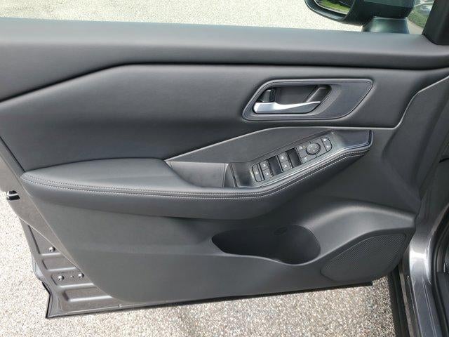 2026 Nissan Rogue FWD SV *Ltd Avail*