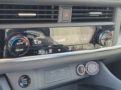 2026 Nissan Rogue FWD SV *Ltd Avail*