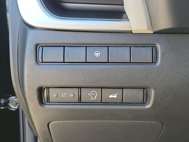 2026 Nissan Rogue 2026.5 FWD Dark Armor