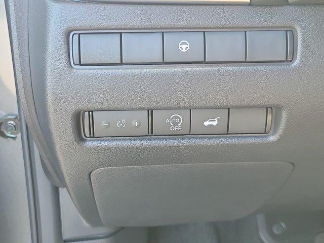 2026 Nissan Rogue 2026.5 FWD Dark Armor