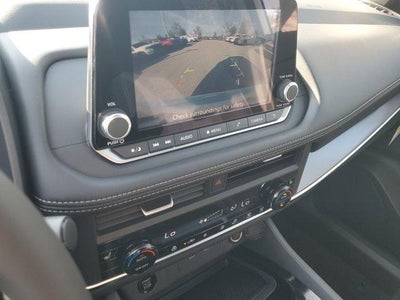 2026 Nissan Rogue FWD SV *Ltd Avail*