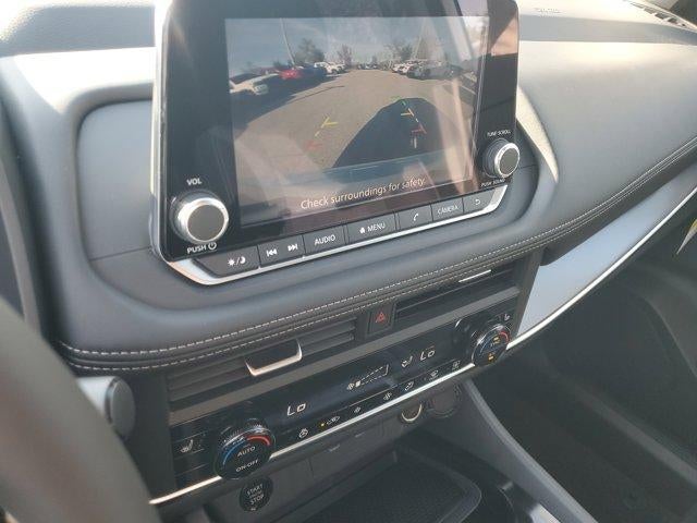 2026 Nissan Rogue FWD SV *Ltd Avail*