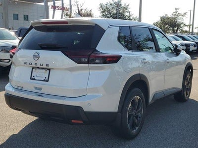 2026 Nissan Rogue FWD SV *Ltd Avail*