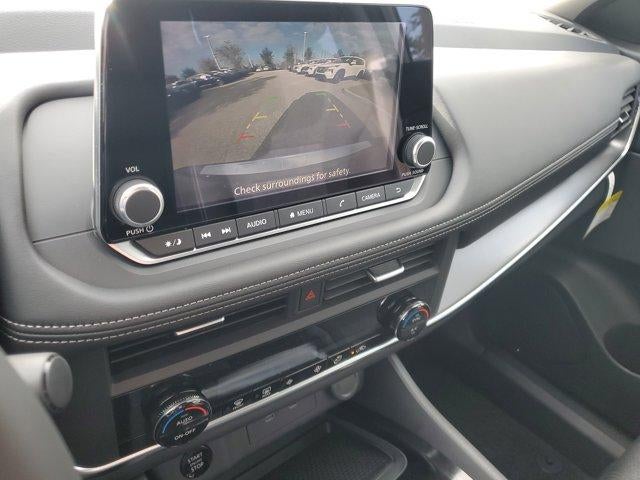 2026 Nissan Rogue FWD SV *Ltd Avail*