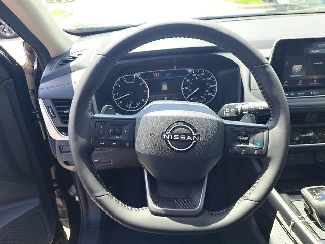 2026 Nissan Rogue 2026.5 FWD Dark Armor