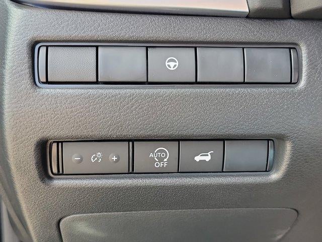 2026 Nissan Rogue FWD SV *Ltd Avail*