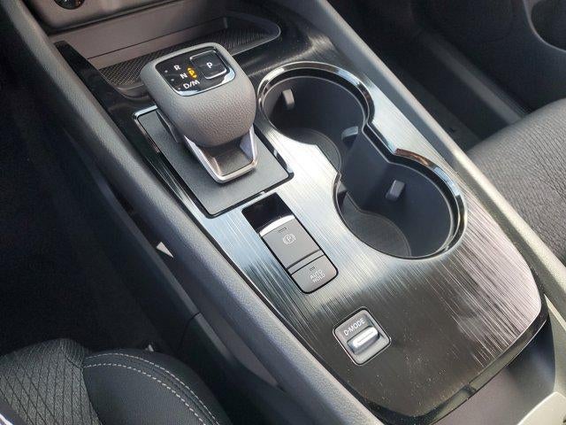 2026 Nissan Rogue FWD SV *Ltd Avail*